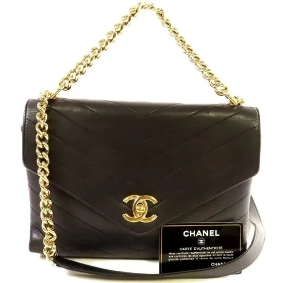 BEAUTIFUL Authentic CHANEL Herringbone Shoulder Bag